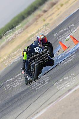 media/Aug-19-2022-TrackDaz (Fri) [[a0110a8595]]/Club Race/10am (Outside Grapevine)/